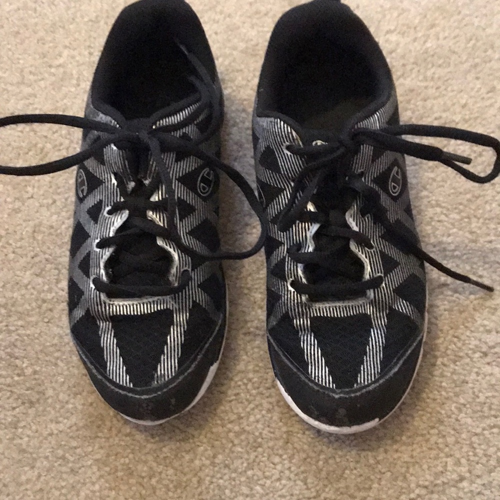 Gym shoes